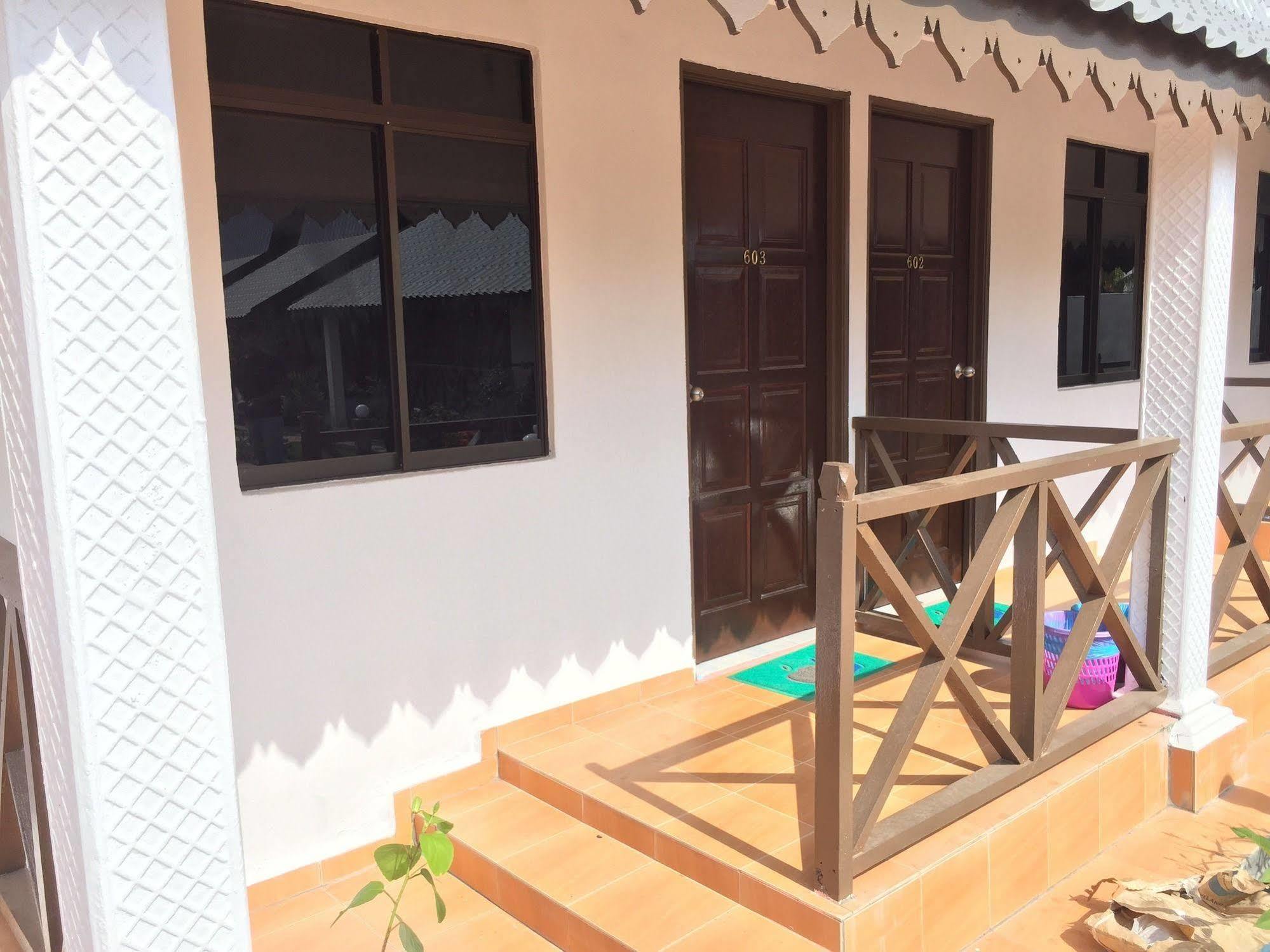Rasa Senang Villa -Islam Guest Only Pantai Cenang  Zewnętrze zdjęcie