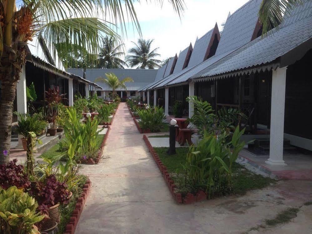 Rasa Senang Villa -Islam Guest Only Pantai Cenang  Zewnętrze zdjęcie